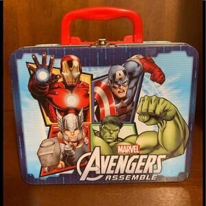 Avengers metal old school lunch box collectible Hulk Thor Capt America Iron Man